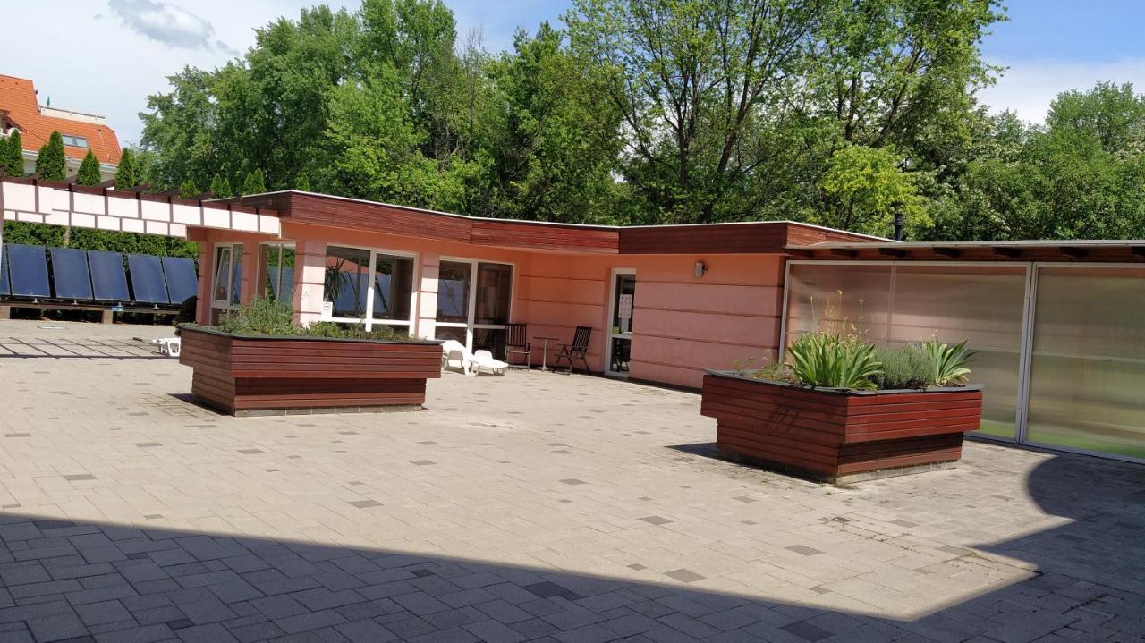 Gabi & Gabi Apartments Hajduszoboszlo Exterior foto