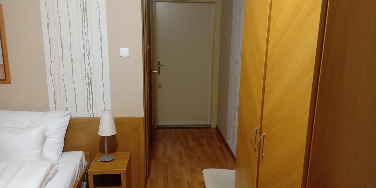 Gabi & Gabi Apartments Hajduszoboszlo Exterior foto